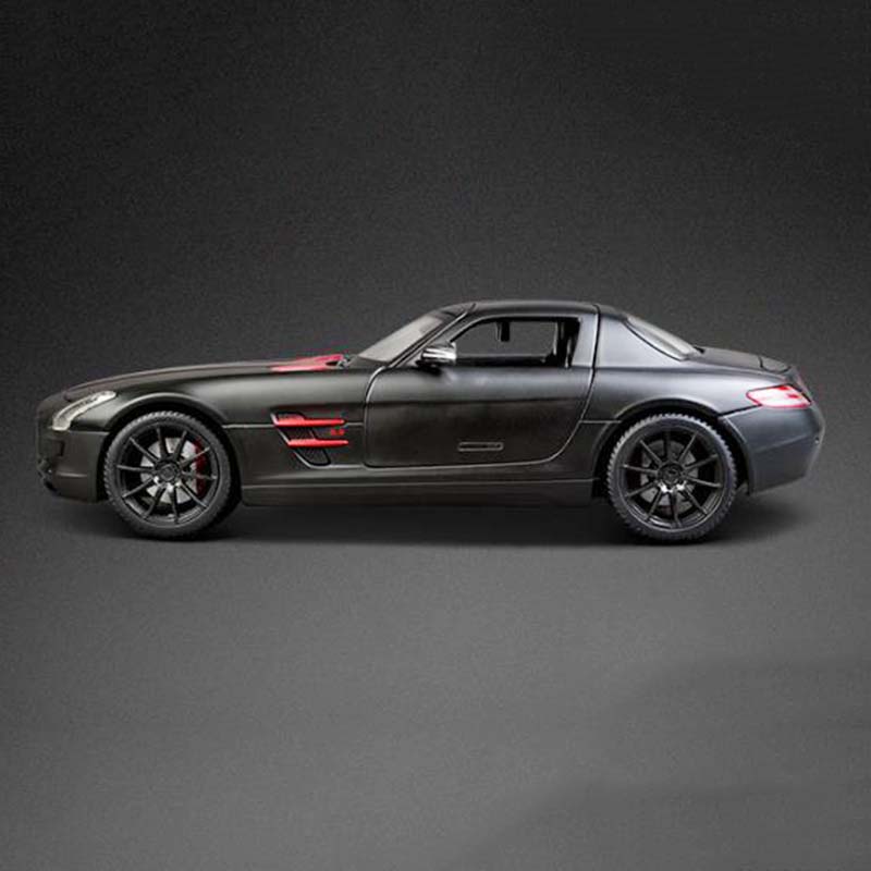 1/18 Proportion Alloy Die-casting Car Metal Exquisite Super Sports Car Model Adult Children Boys Toys Gift Collectibles Display 1/18 Proportion Alloy Die-casting Car Metal Exquisite Super Sports Car Model Adult Children Boys Toys Gift Collectibles Display
