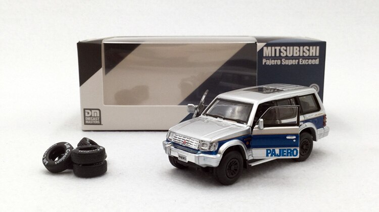 1:64 proportion alloy die-casting vehicle metal pajero car SUV off-road vehicle model adult child boys toys gift collect display
