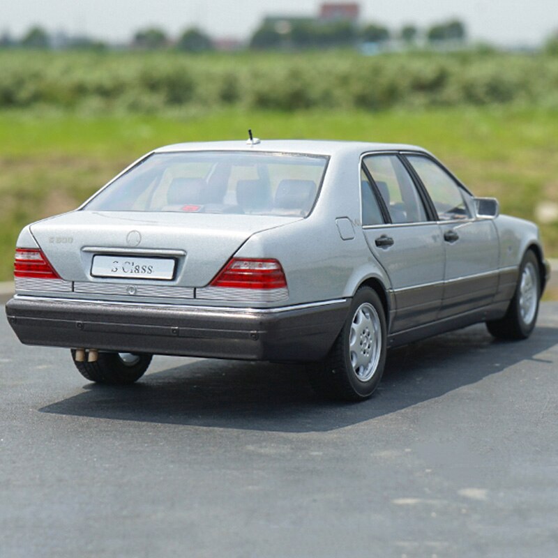 1:43 scale boutique alloy car die-casting sports car metal convertible model toy adult children gift collection decorations 1:43 scale boutique alloy car die-casting sports car metal convertible model toy adult children gift collection decorations