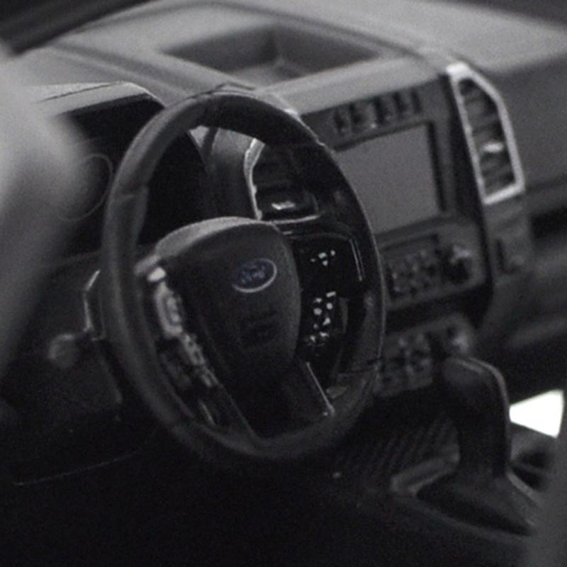 Diecast 1/24 Proportion Simulation Off-road Vehicle SUV 150 Pickup Model Alloy Car Metal Model Adult Children Gift Collect Hot