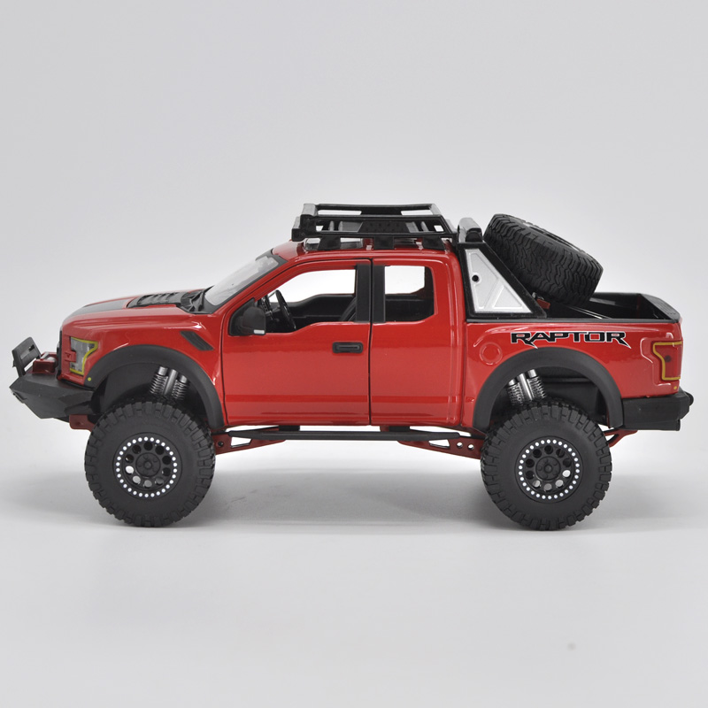 Diecast 1/24 Proportion Simulation Off-road Vehicle SUV 150 Pickup Model Alloy Car Metal Model Adult Children Gift Collect Hot