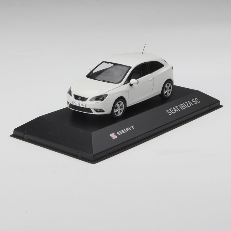 1/43 scale seat leon ibiza sc car model toy diecast model Can be used as Send children kids gift model collection indoor display 1/43 scale seat leon ibiza sc car model toy diecast model Can be used as Send children kids gift model collection indoor display