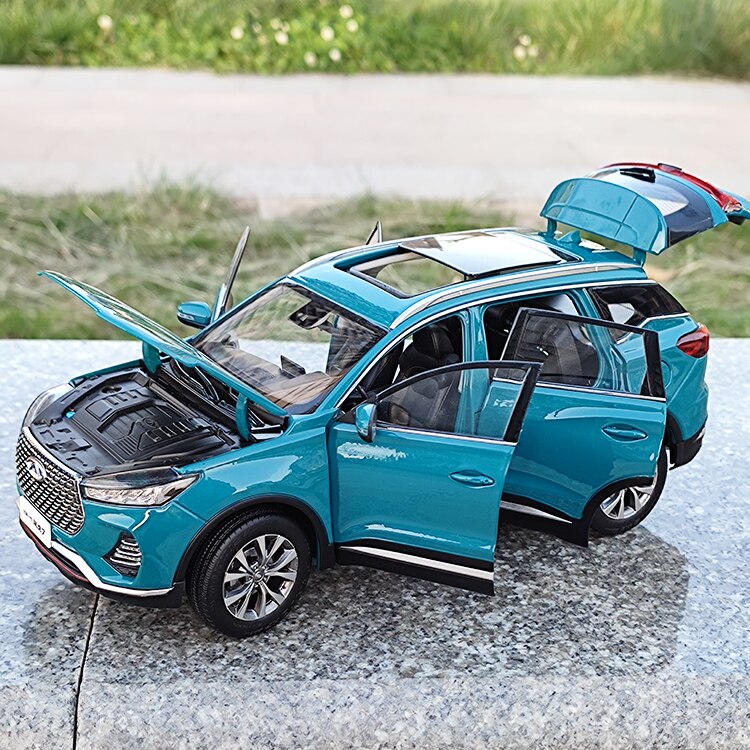 Die-cast 1:18 Scale Chery 2020 Tiggo 7 Off-road Vehicle Suv Alloy Simulation Car Model Collection Home Decoration Adult Toy Car