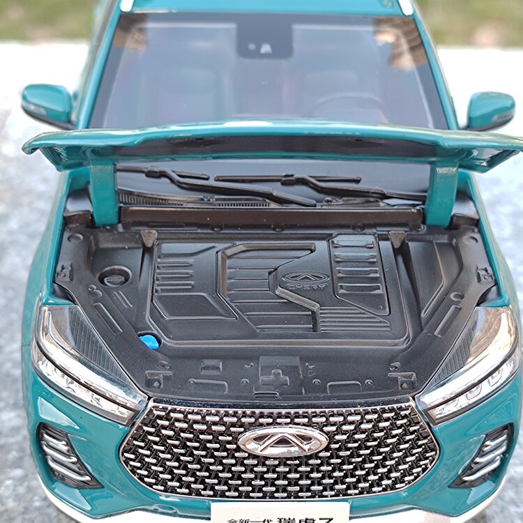 Die-cast 1:18 Scale Chery 2020 Tiggo 7 Off-road Vehicle Suv Alloy Simulation Car Model Collection Home Decoration Adult Toy Car