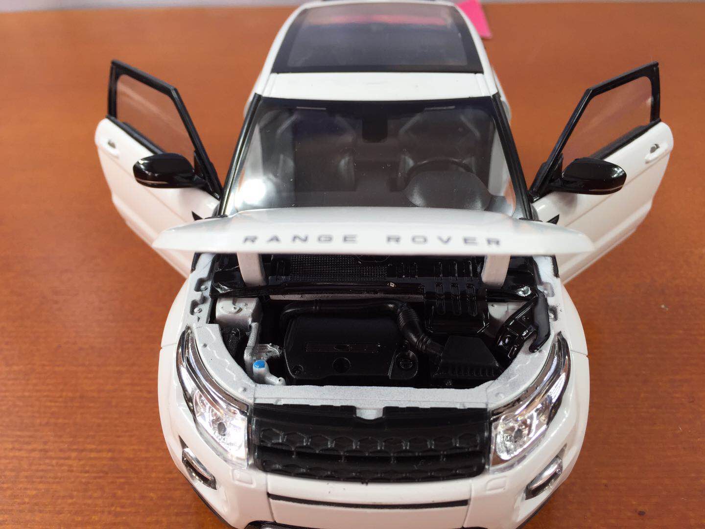 Welly 1:24 Scale Land Rover Range Rover Evoque Defender Off-road Vehicle SUV Simulation Car Model Sports Version Collection Gift