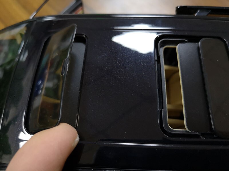 Toyota Alpha Car Model For 1:18 Scale Business Car Van Alloy Simulation auto Die-casting Model Collection Gift Adult Toy vehicle