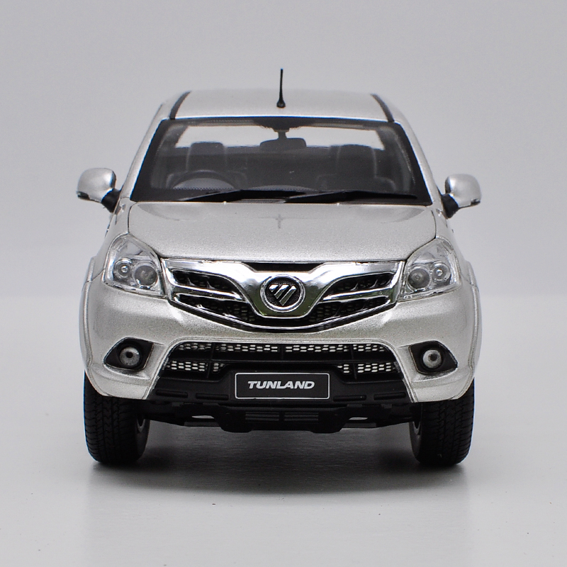 Diecast 1:24 Scale Foton TUNLAND Pickup Truck Model Metal Die-Cast & Alloy Toy Vehicle for Collectible Gift Collection Souvenir Diecast 1:24 Scale Foton TUNLAND Pickup Truck Model Metal Die-Cast & Alloy Toy Vehicle for Collectible Gift Collection Souvenir