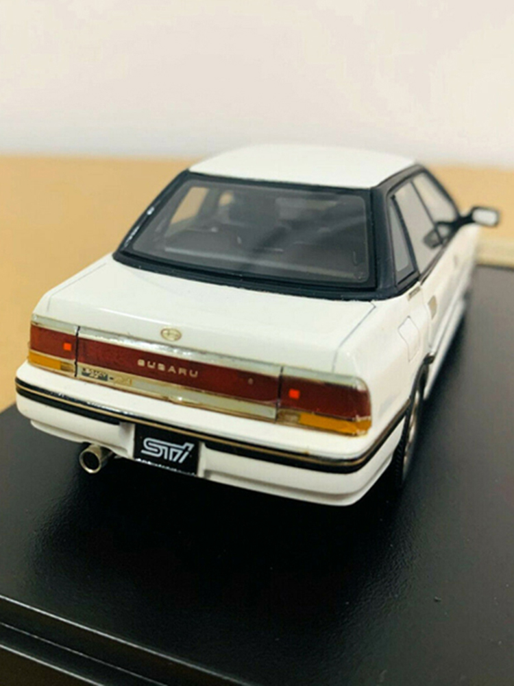 1989 Subaru 1/43 Scale Legacy RS Type RA Legacy Sports Car Resin Model Collectible Decoration Gift Toys for Boys