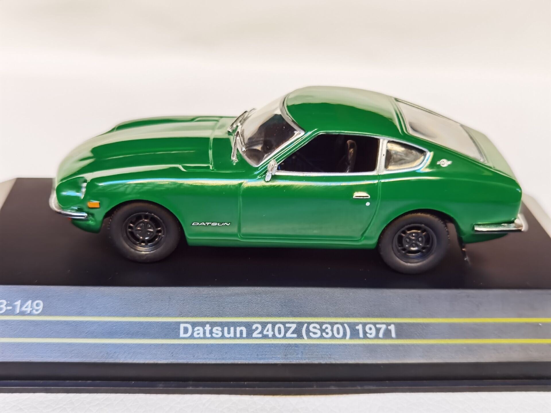 1:43 Scale Datsun 240Z S30 1971 Alloy Car Model Classic Die-casting Metal Sports Car Vehicle Collection Gift Ornament Souvenir