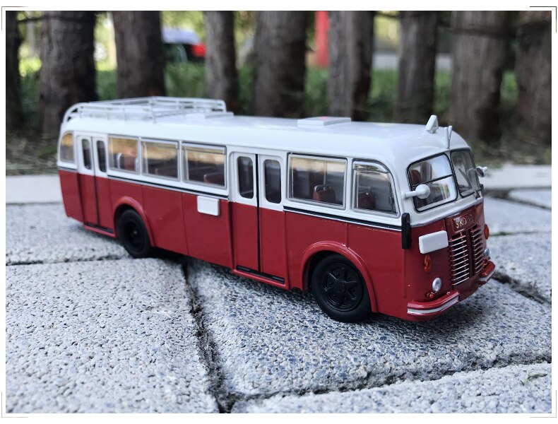 1:64 Die-casting Beijing No. 5 Bus Model Skoda 760RO Trailer City Shuttle Bus Conference Table Static Decoration Christmas Gift 1:64 Die-casting Beijing No. 5 Bus Model Skoda 760RO Trailer City Shuttle Bus Conference Table Static Decoration Christmas Gift