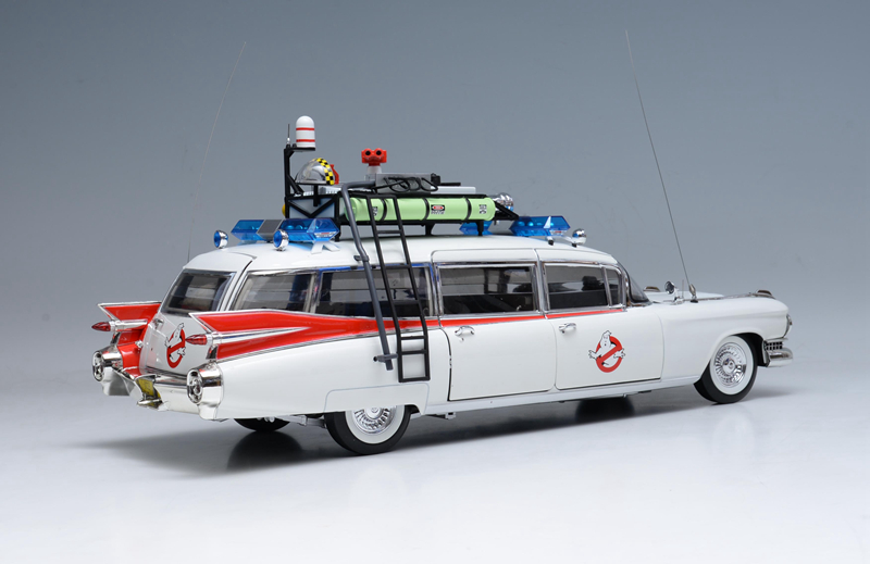 Fine Version Elite Ghostbusters Ecto 1/18 Scale Car Model Metal Diecast Toy Vehicle for Adult Collection Gifts Toys