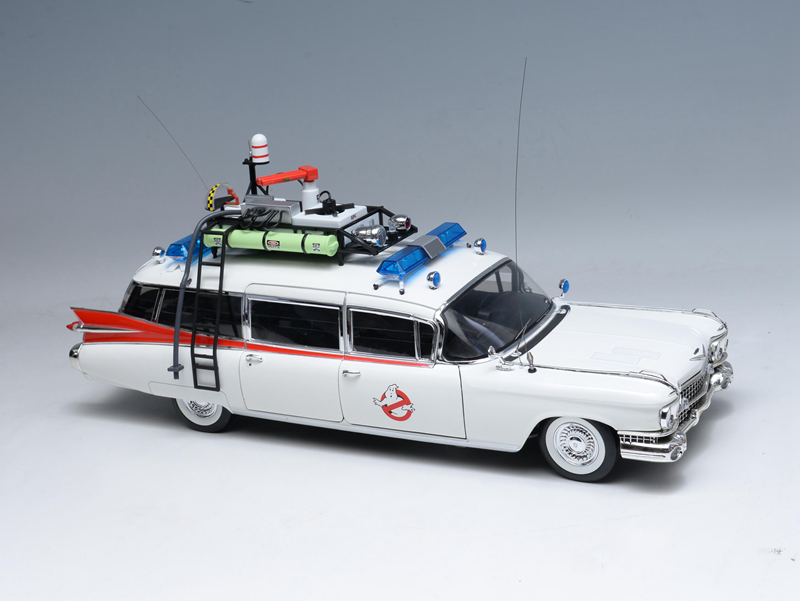 Fine Version Elite Ghostbusters Ecto 1/18 Scale Car Model Metal Diecast Toy Vehicle for Adult Collection Gifts Toys
