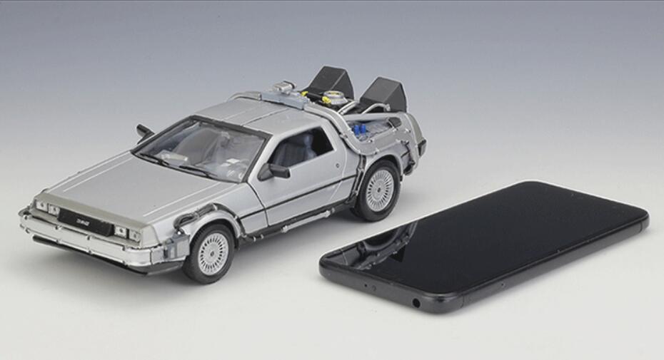 1/24 Scale Car model Diecast Alloy Back To The Future 1 2 3 Part Time Machine DeLorean DMC-12 Metal Vehicle Toy Welly Collection