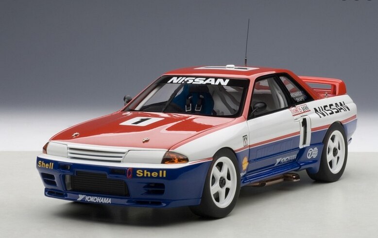1:18 Scale Autoart Nissan GTR R32 1991 Season Anti-real Alloy Car Model Collection Static Ornaments High-end Gift Display 1:18 Scale Autoart Nissan GTR R32 1991 Season Anti-real Alloy Car Model Collection Static Ornaments High-end Gift Display