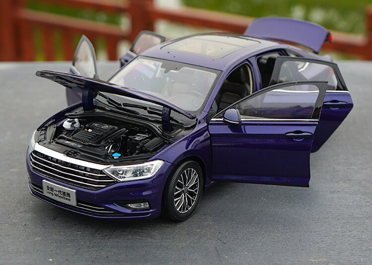 Die-cast 1:18 Scale 2019 New Faw Sagitar Simulation Alloy Car Model Home Furnishing Decorations Adult & Child Collection Gifts
