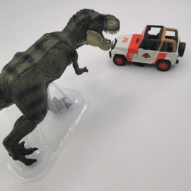 Diecast 1/43 Scale Alloy Metal Off-roa Vehicle Jurassic Parks SUV Auto Car Model Toys For Children Kids Gifts Collection Display