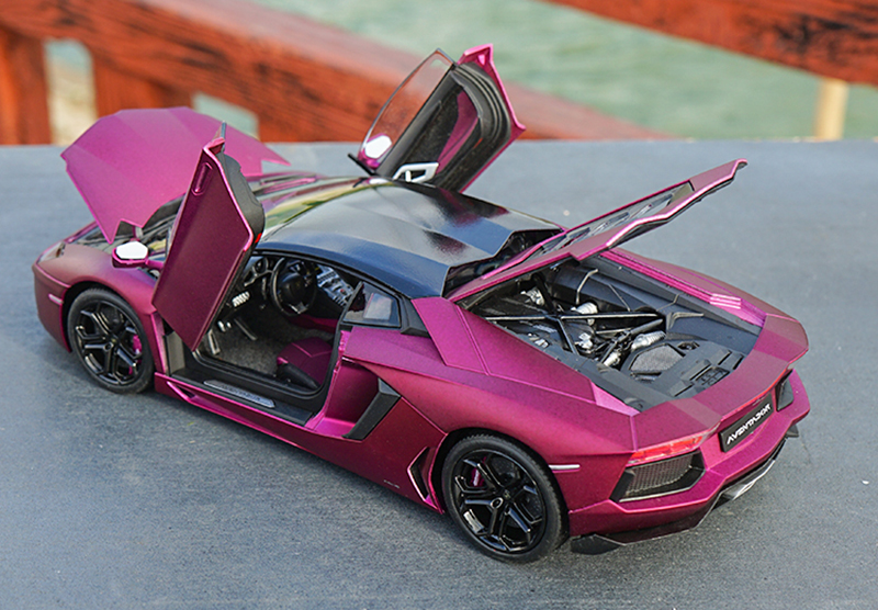 Sports car model 1:18 scale original LP700-4 alloy car model die-cast metal car toy collection souvenir kids children gift