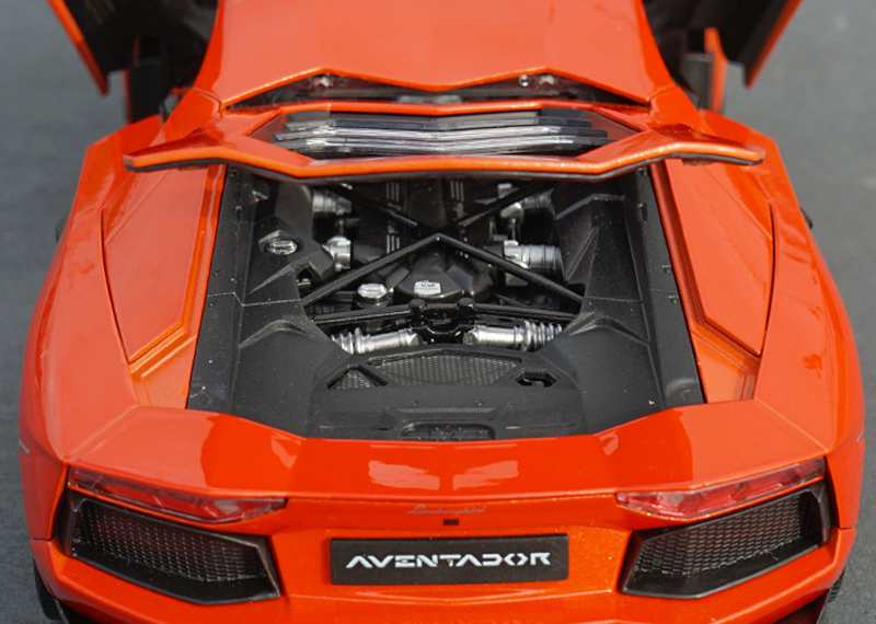 Sports car model 1:18 scale original LP700-4 alloy car model die-cast metal car toy collection souvenir kids children gift