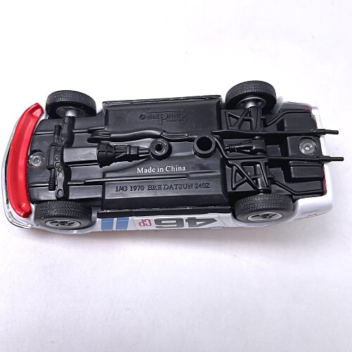 Die-casting 1:43 Scale Datsun 1970 240z Japanese Production Legendary Performance Sports Car Simulation Alloy Car Model Gift
