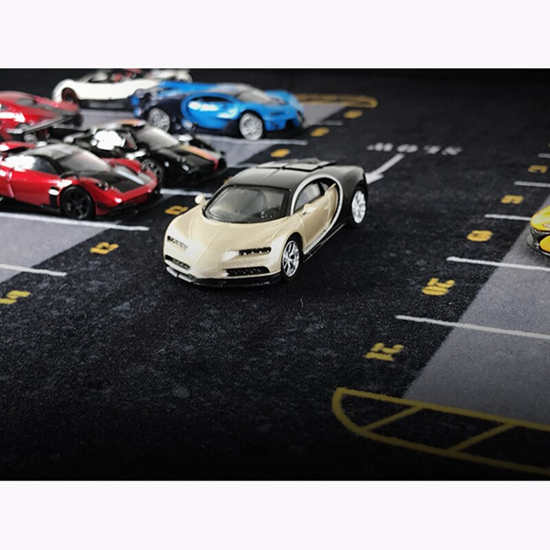1:64 Scale Mini Doll Die-cast Alloy Toy Car Model Parking Lot Carpet Floor Mat Mouse Pad Collection Gift Decoration Display Show