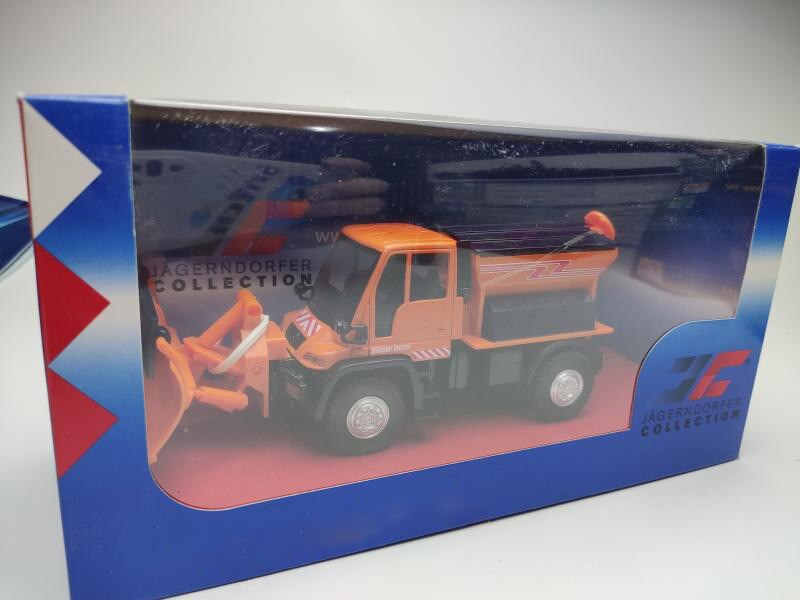 Diecast 1/40 Scale Snow Sweeper Model Alloy Plastic Snow Shovel Engineering Vehicle Model Boy Toy Vehicle Collection Souvenir Diecast 1/40 Scale Snow Sweeper Model Alloy Plastic Snow Shovel Engineering Vehicle Model Boy Toy Vehicle Collection Souvenir
