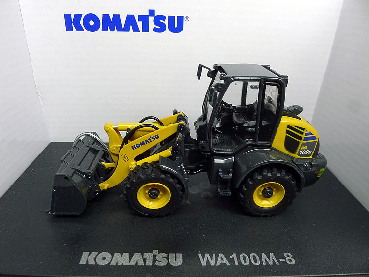 Komatsu WA100M-8 1:50 Scale Wheel Loader Forklift Alloy Engineering Truck Transporter Model UH Bar Decoration Gifts Collection