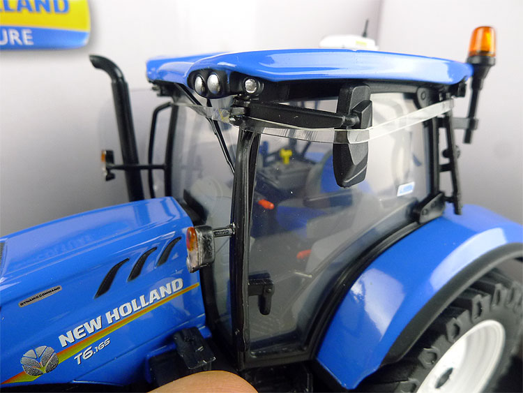 Dutch T6.165 Alloy Tractor Agricultural Vehicle Model for Uh 1:32 Scale Engineering Transporter Adult&children's Birthday Gift