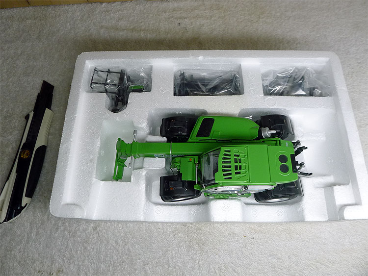 1:32 Scale 40.0 Cs Stretch Long Arm High Altitude Engineering Vehicle Alloy Simulation Construction Machinery Vehicle Model Gift 1:32 Scale 40.0 Cs Stretch Long Arm High Altitude Engineering Vehicle Alloy Simulation Construction Machinery Vehicle Model Gift