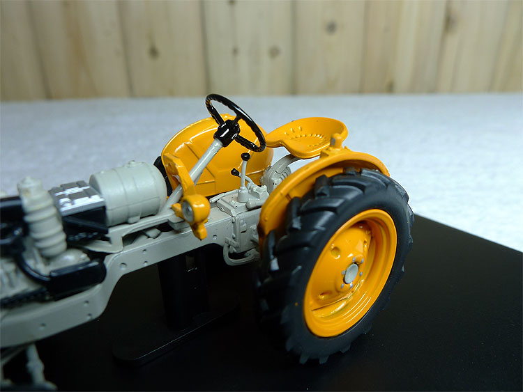 Fiat 18 1/32 Scale Alloy Open Cover Agricultural Engineering Vehicle Model High-quality Engineering Transport Vehicle for Boys Fiat 18 1/32 Scale Alloy Open Cover Agricultural Engineering Vehicle Model High-quality Engineering Transport Vehicle for Boys