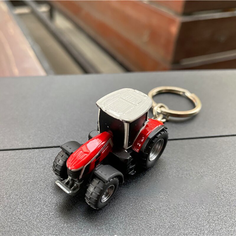UH5864 Tractor Metal Model Keychain, Decoration Collection Gift Static Decoration 8S 265
