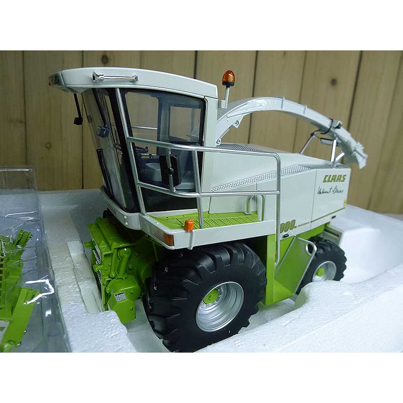 Diecast 1/32 Scale Agricultural Vehicle Model Claas 10000 Harvester Global Limited Krone Adult Collection Display Gift Toys Car Diecast 1/32 Scale Agricultural Vehicle Model Claas 10000 Harvester Global Limited Krone Adult Collection Display Gift Toys Car
