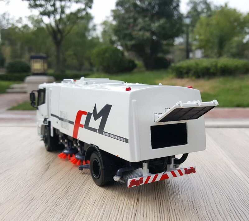 Dongfeng Fulongma Washer Sweeper 1:35 Scale Simulation Environment Sweeper Alloy Car Toy Artwork Die-cast Model Collection Gift Dongfeng Fulongma Washer Sweeper 1:35 Scale Simulation Environment Sweeper Alloy Car Toy Artwork Die-cast Model Collection Gift