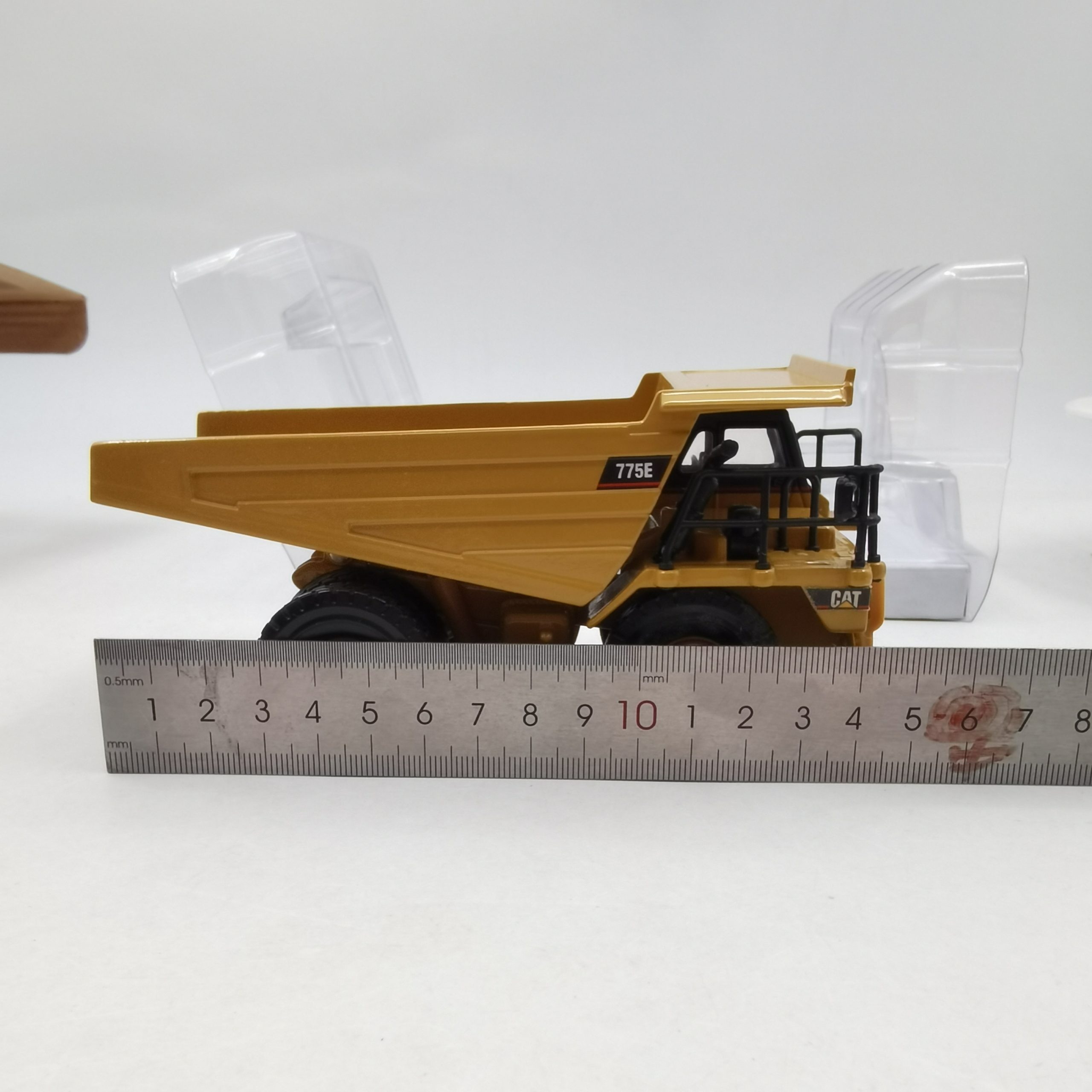 Diecast Alloy 1:50 CAT Loader Grader Road Roller Bulldozer Forklift Mine Cart Alloy Engineering Model for Collection Souvenir