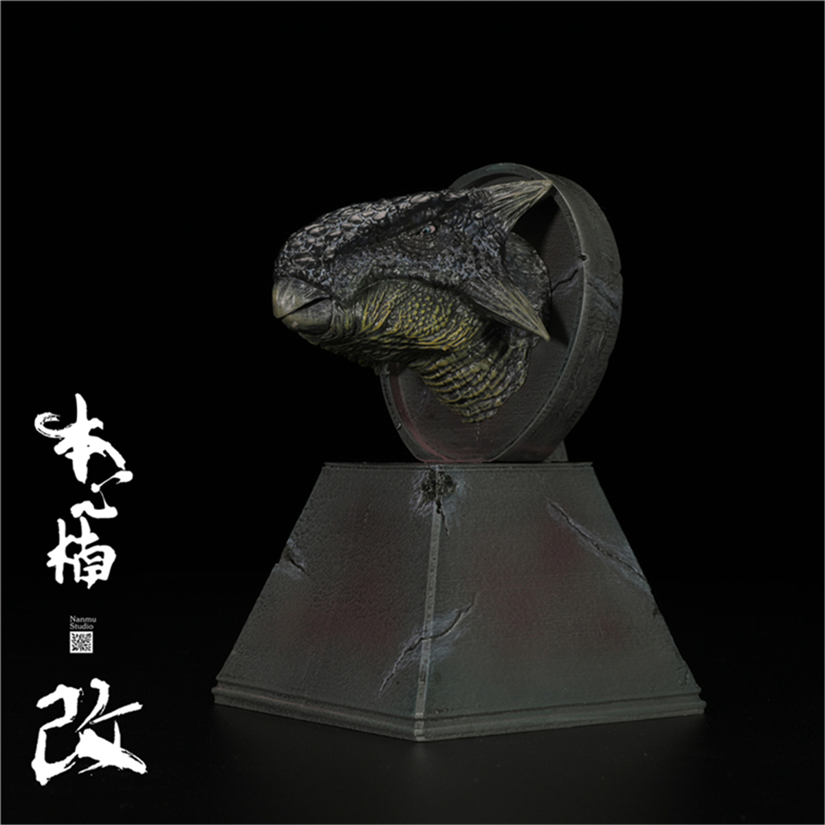 Nanmu Dinosaur Head Statue Carnotaurus Spinosaurus Velociraptor Mosasaurus Allosaurus Tyrannosaurus Rex Model Dinosaur Figure Nanmu Dinosaur Head Statue Carnotaurus Spinosaurus Velociraptor Mosasaurus Allosaurus Tyrannosaurus Rex Model Dinosaur Figure