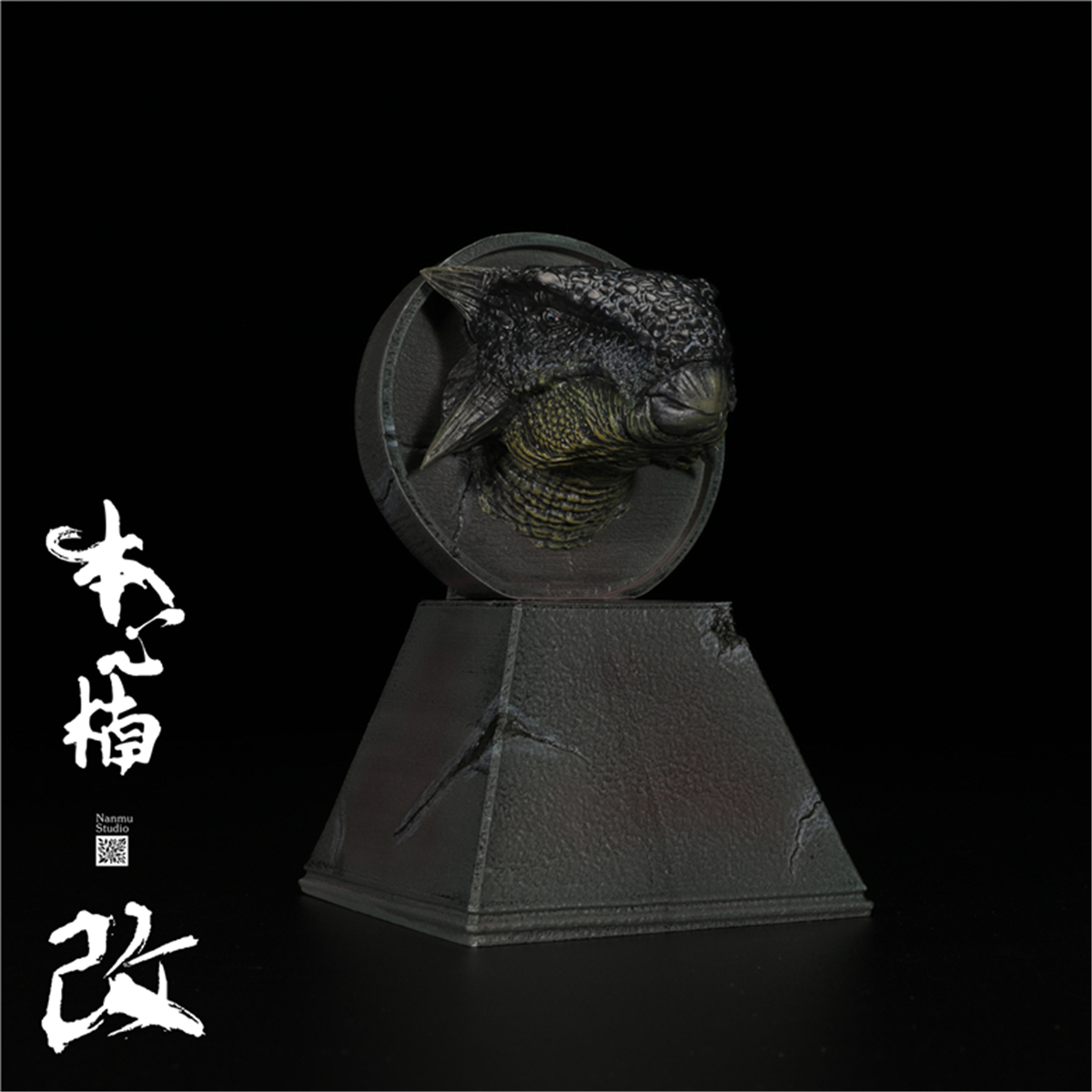 Nanmu Dinosaur Head Statue Carnotaurus Spinosaurus Velociraptor Mosasaurus Allosaurus Tyrannosaurus Rex Model Dinosaur Figure Nanmu Dinosaur Head Statue Carnotaurus Spinosaurus Velociraptor Mosasaurus Allosaurus Tyrannosaurus Rex Model Dinosaur Figure