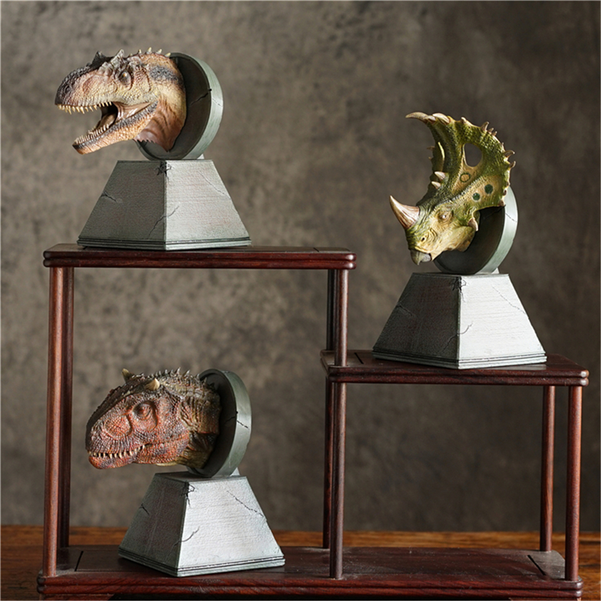 Nanmu Dinosaur Head Statue Carnotaurus Spinosaurus Velociraptor Mosasaurus Allosaurus Tyrannosaurus Rex Model Dinosaur Figure Nanmu Dinosaur Head Statue Carnotaurus Spinosaurus Velociraptor Mosasaurus Allosaurus Tyrannosaurus Rex Model Dinosaur Figure