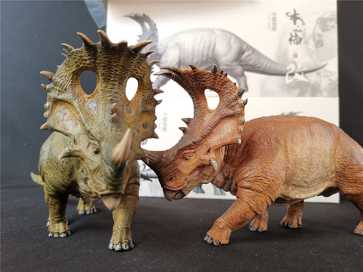 Nanmu Studio 1:35 Scale Sinoceratops Tower Shield Figure Realistic Ceratops Dinosaur Figure PVC Model Toys Collector Gift Adult Nanmu Studio 1:35 Scale Sinoceratops Tower Shield Figure Realistic Ceratops Dinosaur Figure PVC Model Toys Collector Gift Adult