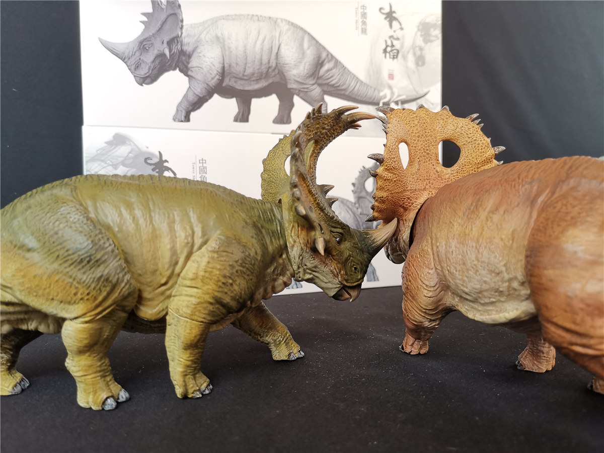 Nanmu Studio 1:35 Scale Sinoceratops Tower Shield Figure Realistic Ceratops Dinosaur Figure PVC Model Toys Collector Gift Adult Nanmu Studio 1:35 Scale Sinoceratops Tower Shield Figure Realistic Ceratops Dinosaur Figure PVC Model Toys Collector Gift Adult