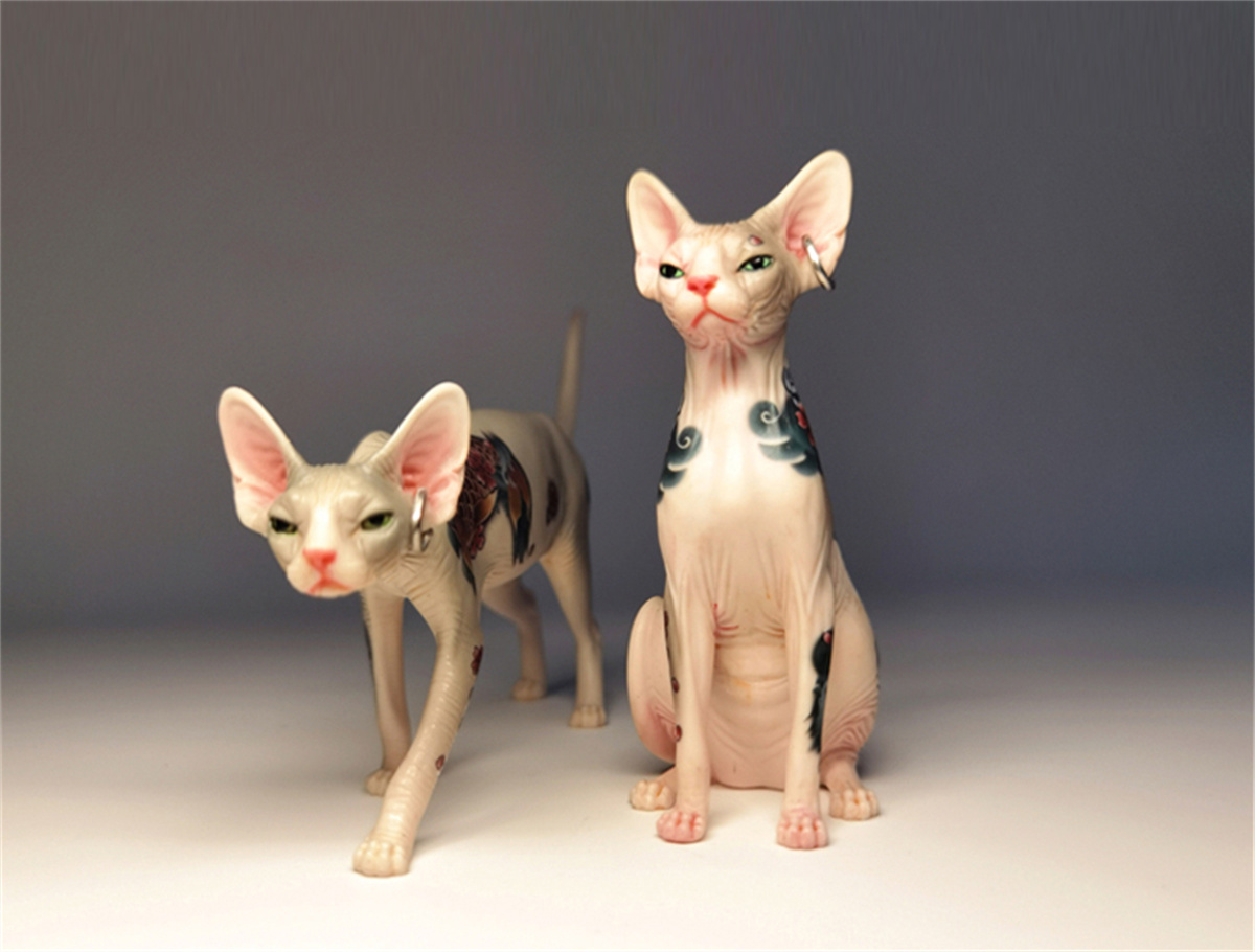 JxK 1:6 Scale Tattoo Canadian Hairless Cat Pet Sphynx Healing Figure Felidae Animal Collector Toy Resin Desktop Decoration Gift