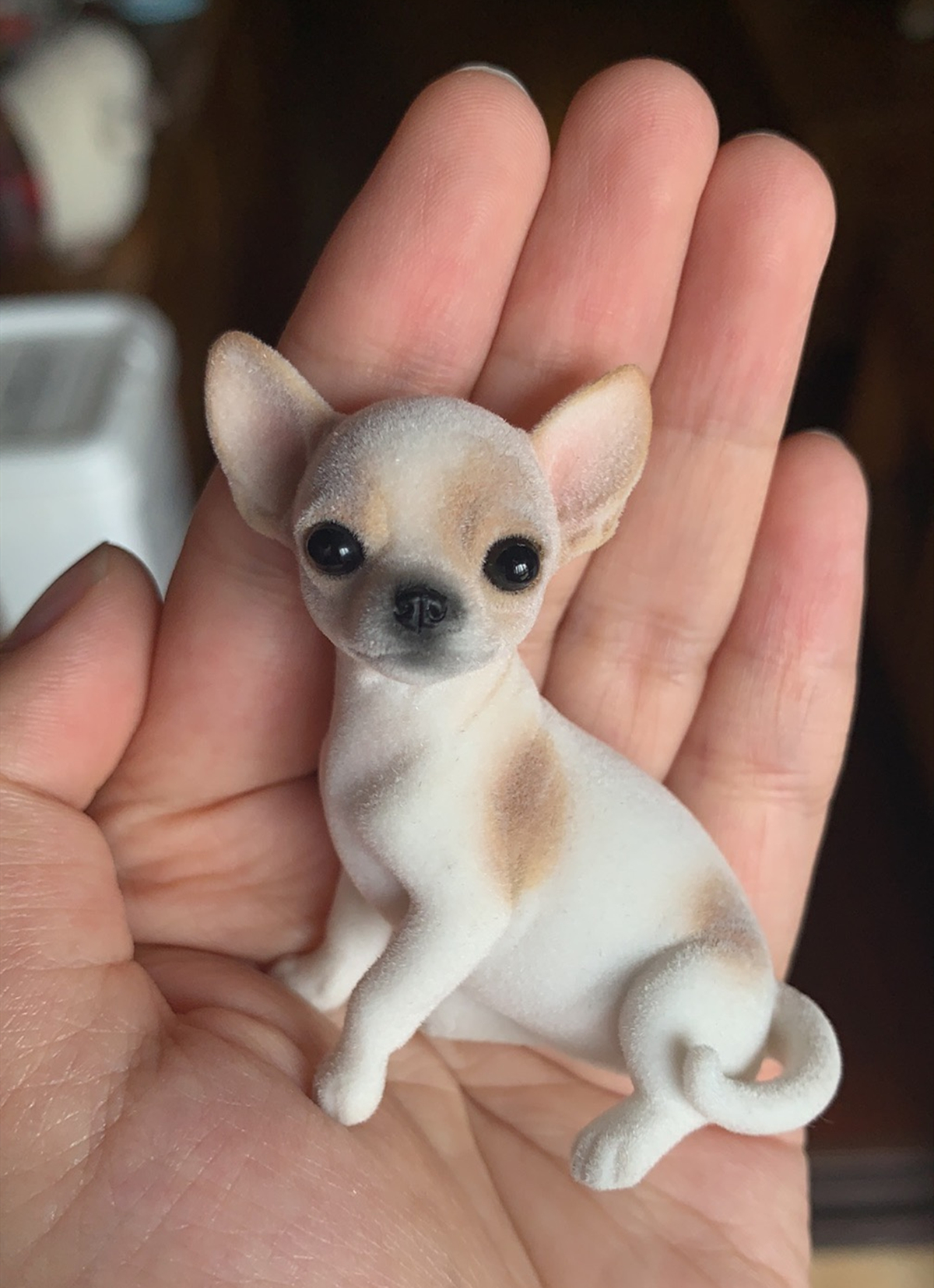 JXK Fluff Chihuahua Dog Pet Healing Figure Canis Lupus Puppy Animal Collector Toys Resin Desktop Decoration Gift