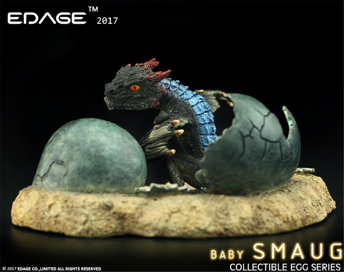 EDAGE Smaug Baby Egg Figure Komodo Dragon Dinosaur Model Base Decoration Toy Collector Gift