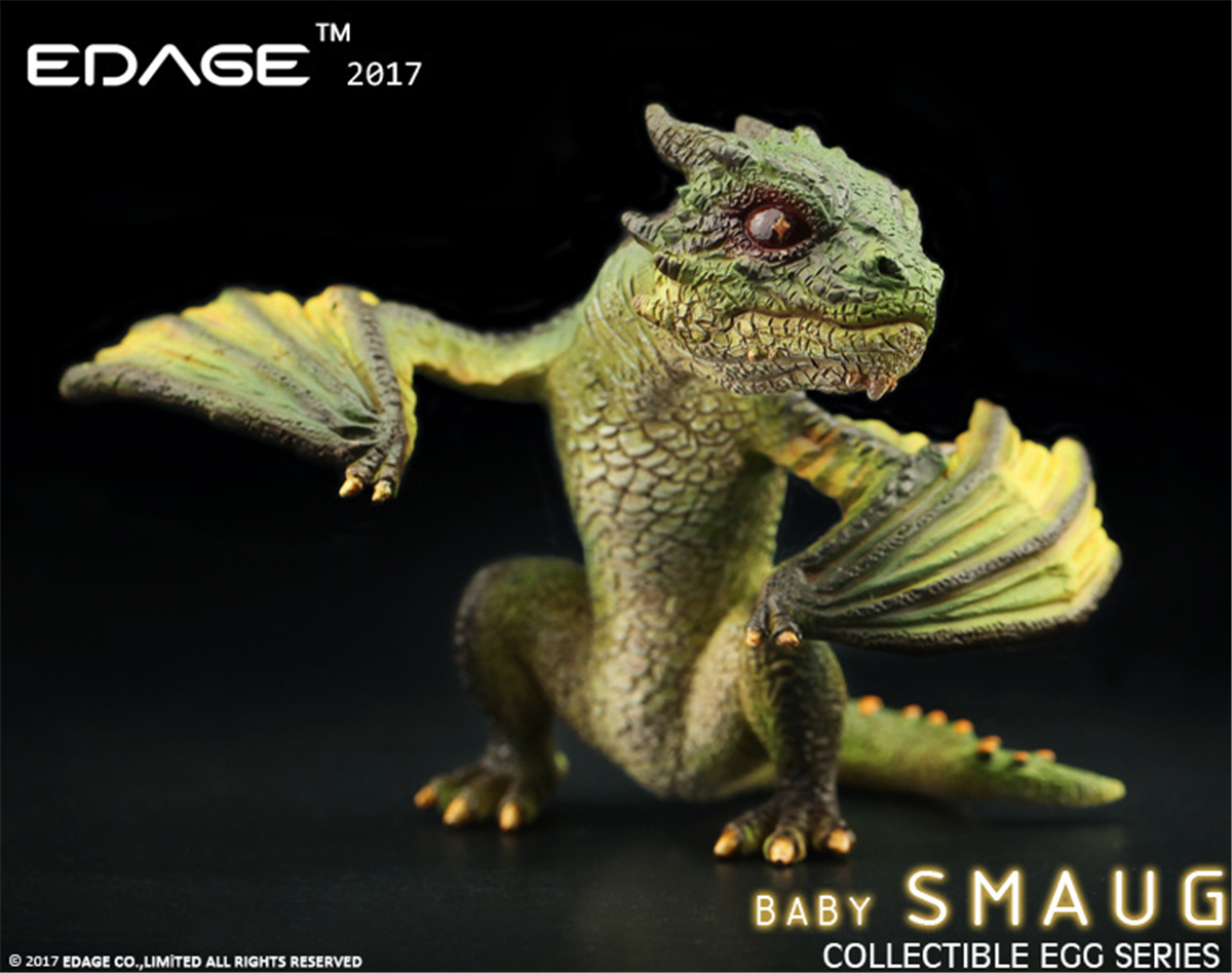 EDAGE Smaug Baby Egg Figure Komodo Dragon Dinosaur Model Base Decoration Toy Collector Gift