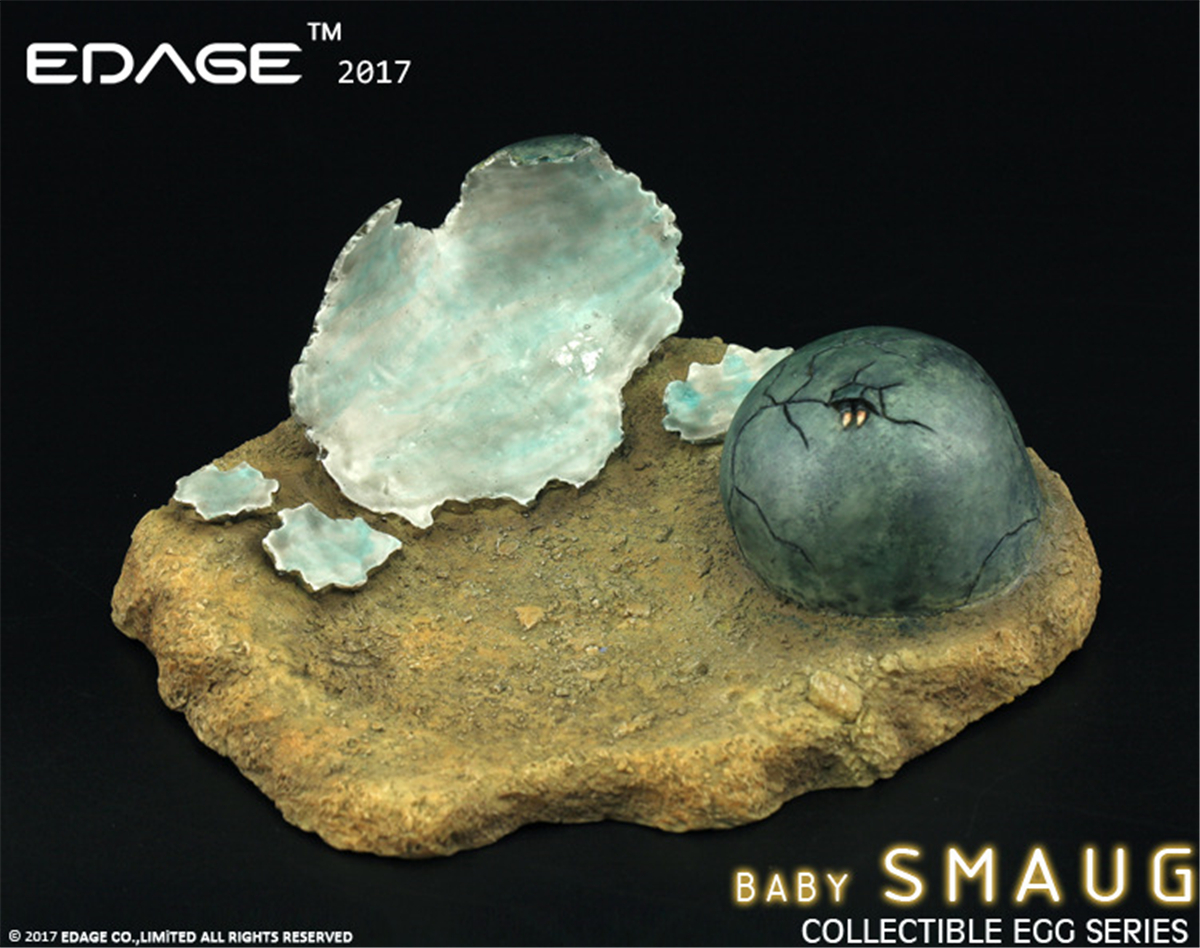 EDAGE Smaug Baby Egg Figure Komodo Dragon Dinosaur Model Base Decoration Toy Collector Gift
