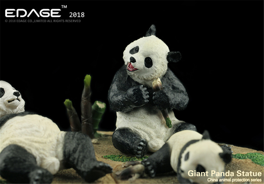 EDAGE Panda Family Eat Bamboo Scene Statue Ursidae Animal Figure Desktop Decoration Collector Toy Gift