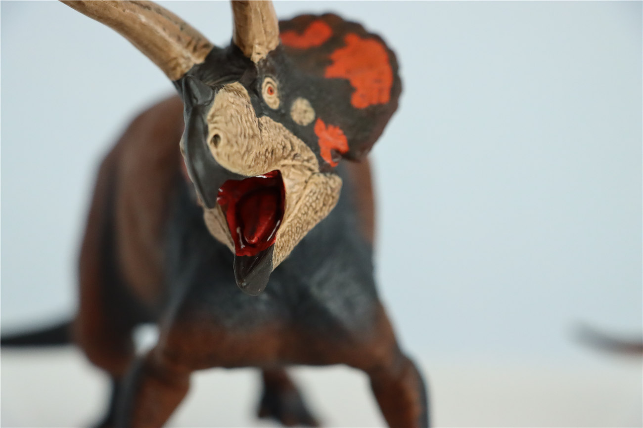 IN STOCK 2021 Eofauna 1/35 Triceratops sp. Figure Ceratopsidae Dinosaur Figure Collector Prehistoric Animal Gift PVC Model Toys