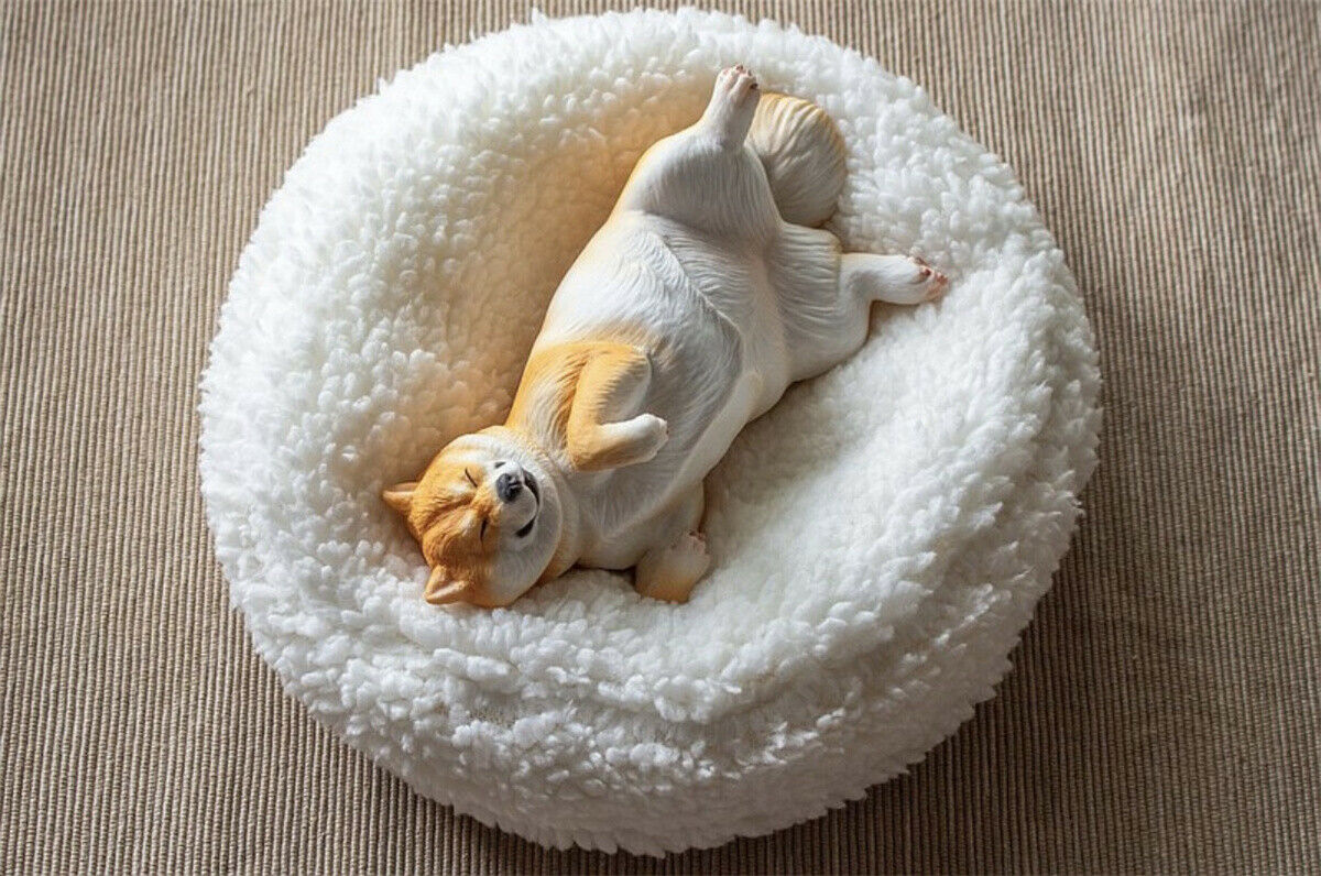 M7 Sleeping Shiba Inu Figure Pet Dog Animal Model Collector Car Decor Kids Gift Car Decoration Simulation Dogs Education Toys