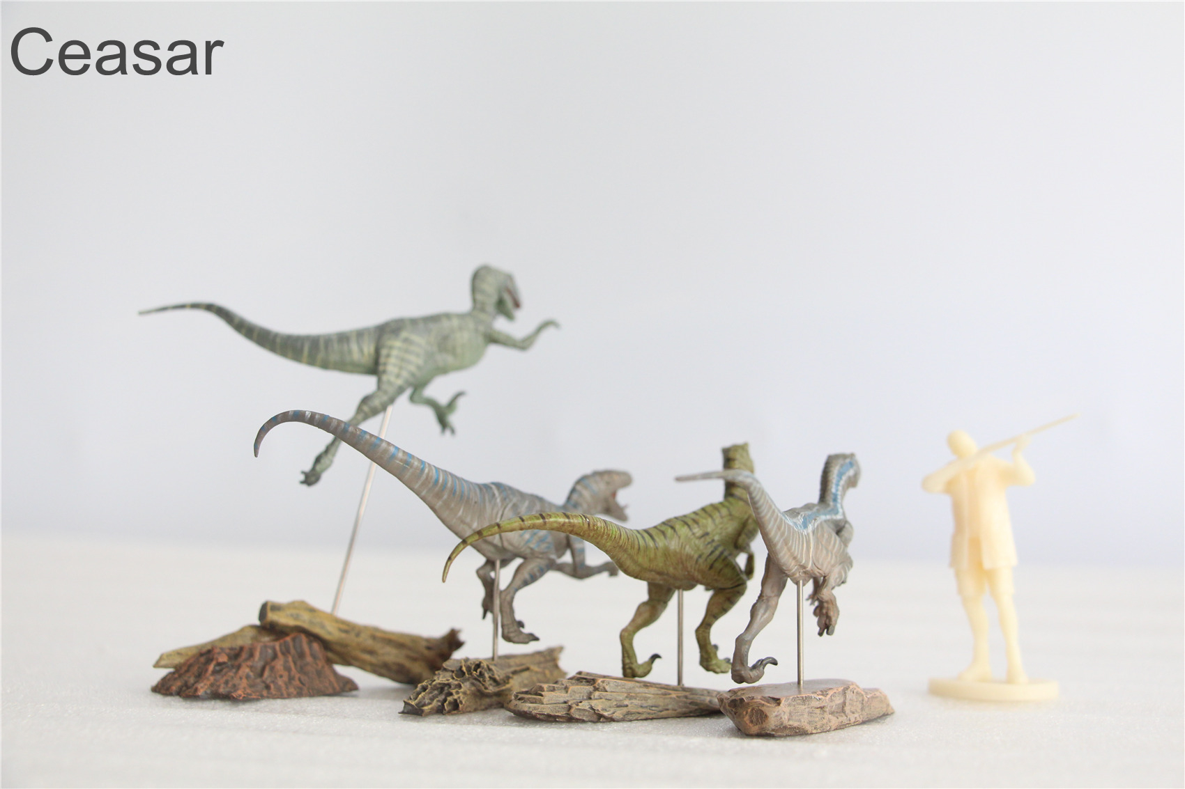 IN STOCK Nanmu 1/35 Raptorsquad Figure 4PCS Velociraptors Dinosaur Toy Baldwin Ceasar Diana Edgar Animal Model