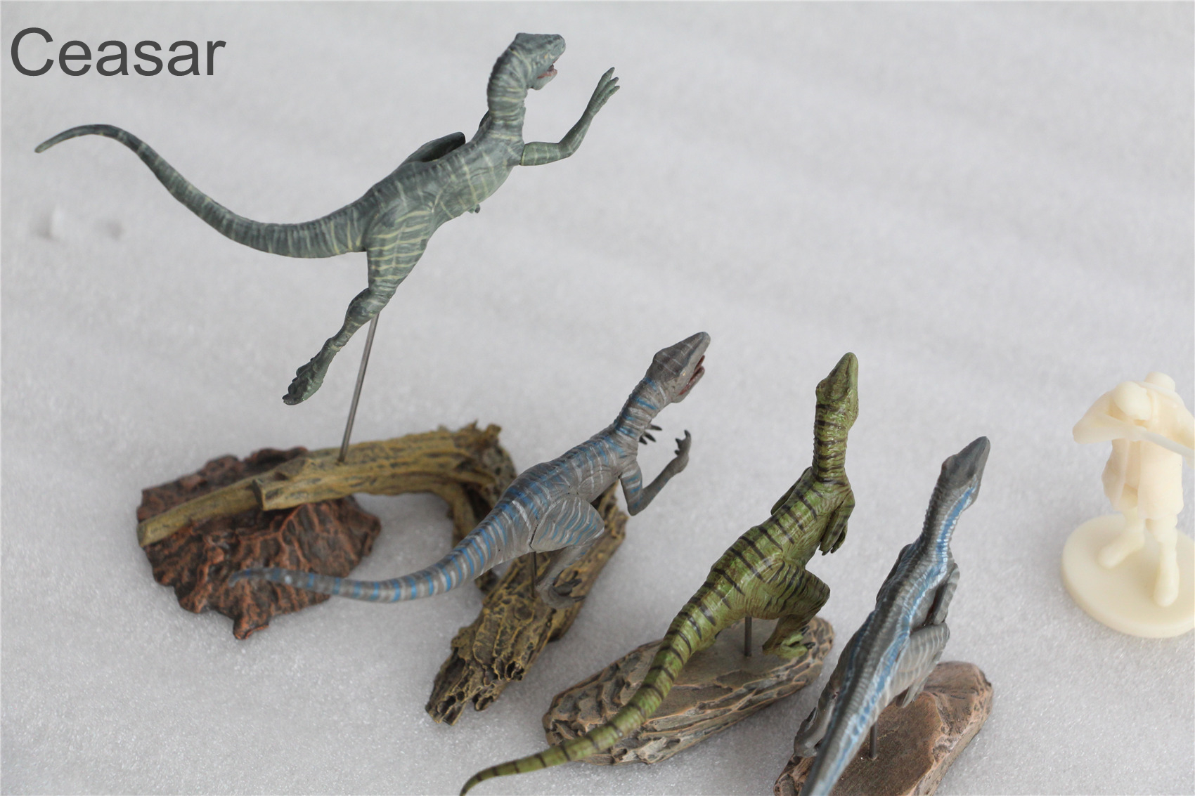 IN STOCK Nanmu 1/35 Raptorsquad Figure 4PCS Velociraptors Dinosaur Toy Baldwin Ceasar Diana Edgar Animal Model