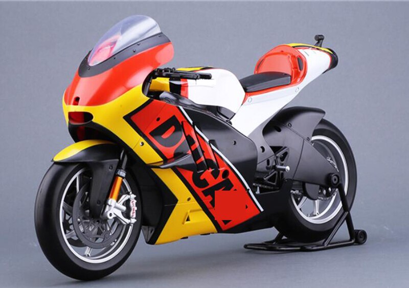 1:6 Scale Motorcycle Motorbike Diecast GP Race Bikes Street Motorbike Toys For Action Figure Scene Construction Display