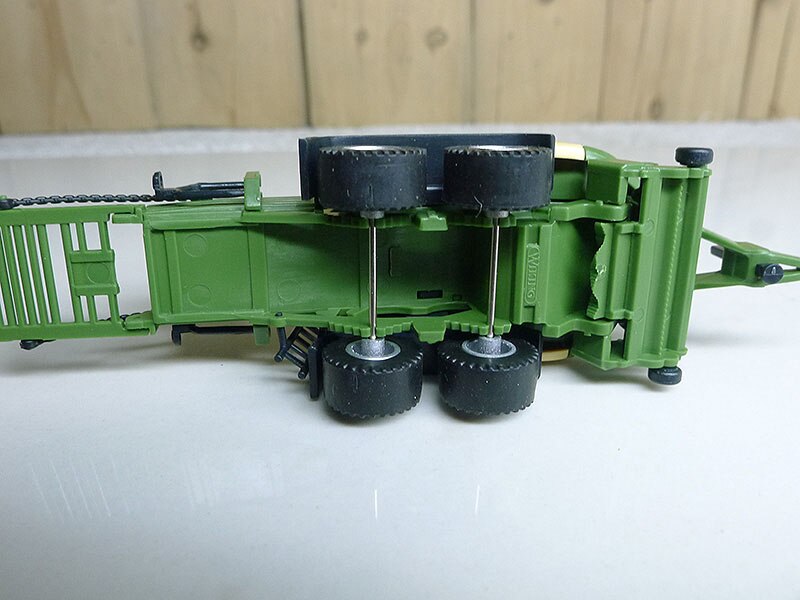 1/87 Scale for Krone Big Pack 1290 Hay baler Agricultural machinery Truck Diecast Alloy Metal Model Collection Toy 1/87 Scale for Krone Big Pack 1290 Hay baler Agricultural machinery Truck Diecast Alloy Metal Model Collection Toy